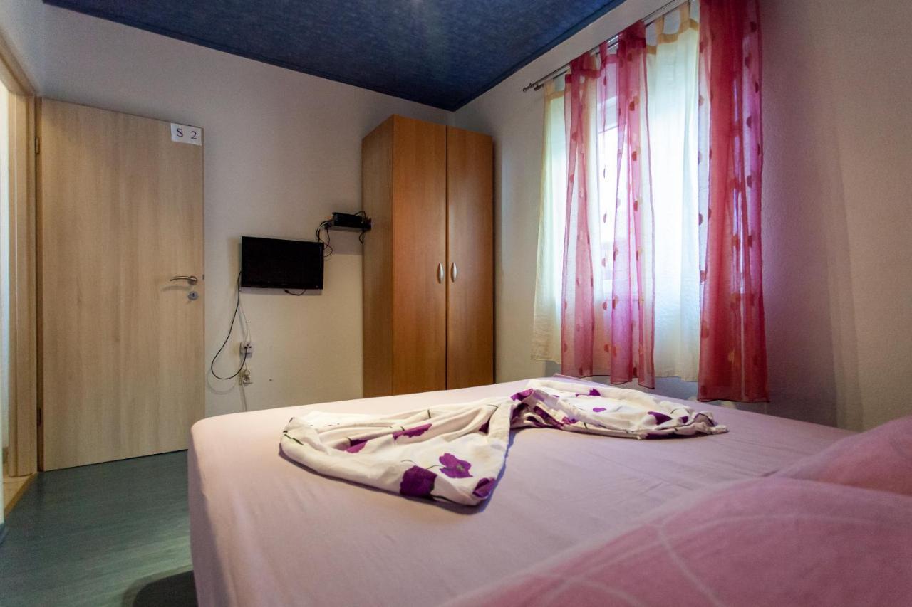 Apartman J & K Podstrana Bagian luar foto